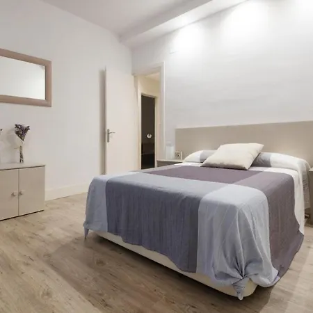 Tarracohomes, Th37 Moderno Y Familiar Sant Agusti *